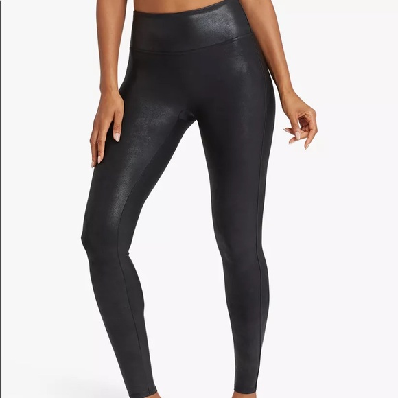 SPANX Faux Vegan Leather Leggings ICONIC - Picture 3 of 15